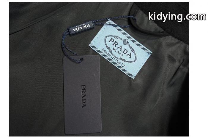 コピー ブランド 販売衬衫毎日大活躍 2026入荷度が高い ポップPRADA._0_3