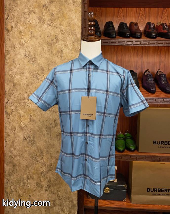 短袖衬衫BURBERRY新作セール価格でゲット 値段が安く入手困難 今季話題の一級品コピー 品 販売._0_0