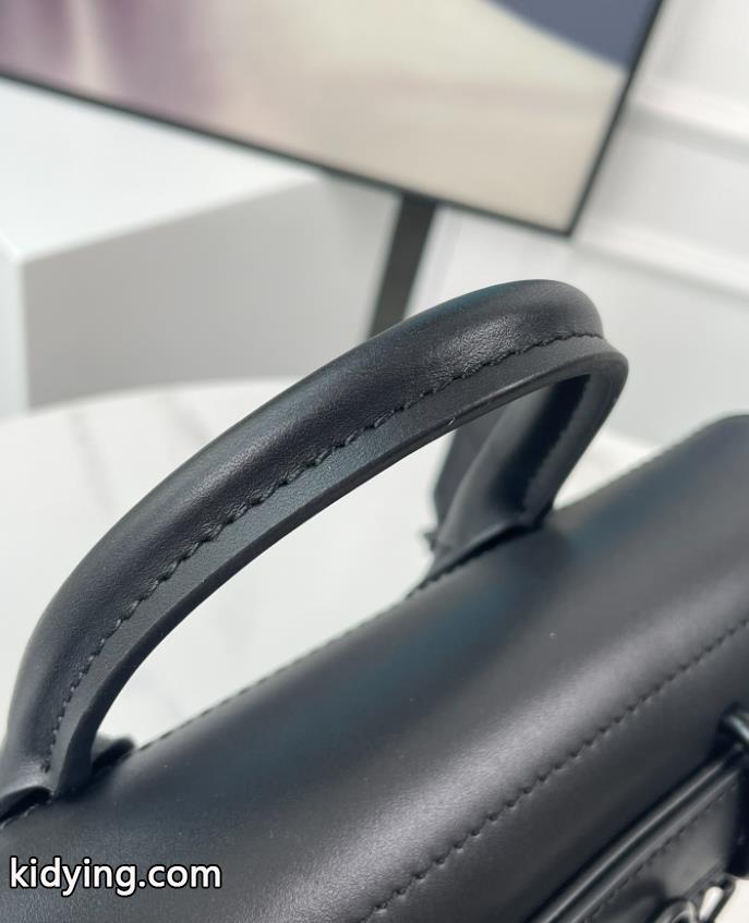 人気の高い きちんと感が強い きれいめ上品にスーパー コピー 品バッグLOUIS VUITTON._0_5
