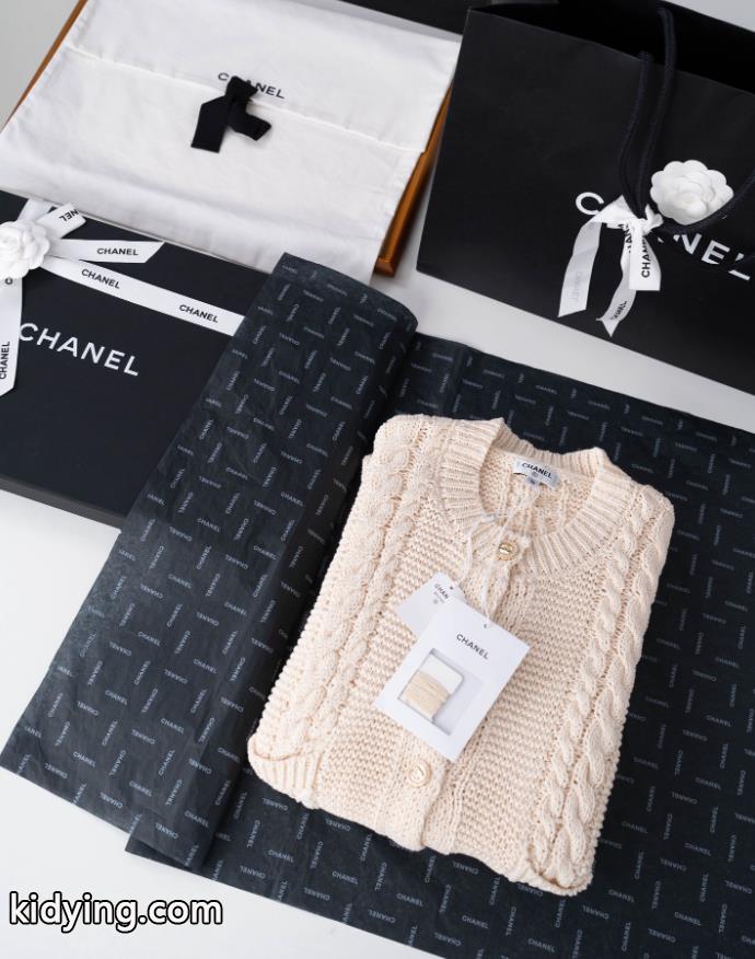 カーディガンCHANEL偽物 通販愛用者が続出中 日本未入荷 秋冬超人気._0_0