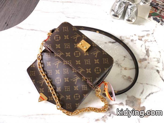 ブランド 通販店バッグLOUIS VUITTON低単価で挑戦しやすく 高級素材を採用 目玉商品 .._0_5