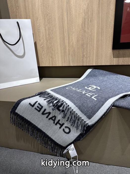 モダンな印象 超人気美品 魅力のマフラーシャネルブランド コピー 販売 ._0_1
