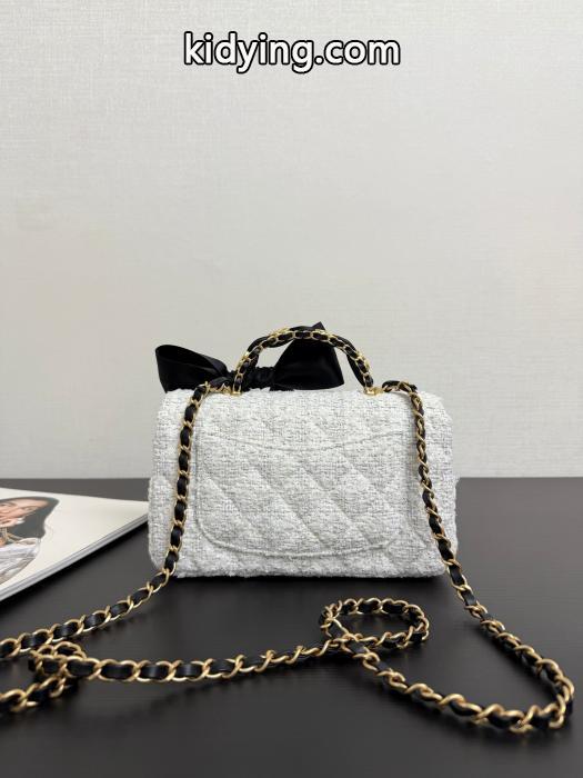 新作可愛い花柄  素敵続くトレンド 様々なシーンに対応できるアイテムCHANELコピー ブランド 通販 安心バッグ._0_5
