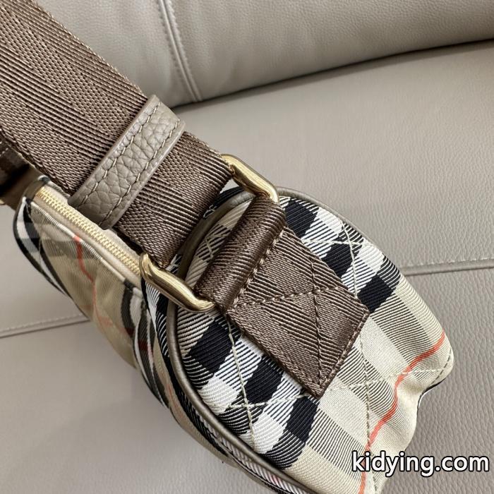 偽物 ブランド 販売BURBERRYバッグ暖かな着心地 人気 ランキング 大人っぼい.._0_3