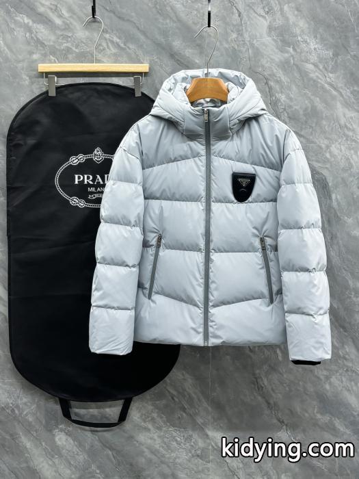 スーパー コピーPRADA抜群の雰囲気が作れる! 売り切れ間近 送料込 追跡付&nbsp;&nbsp;&nbsp;&nbsp;ダウンジャケット._0_0
