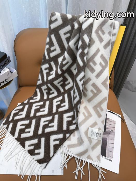 26ＡＷ美品 最短1週間 日本未発売 新作限定華やかキュートマフラーコピー ブランド 通販FENDI.._0_3