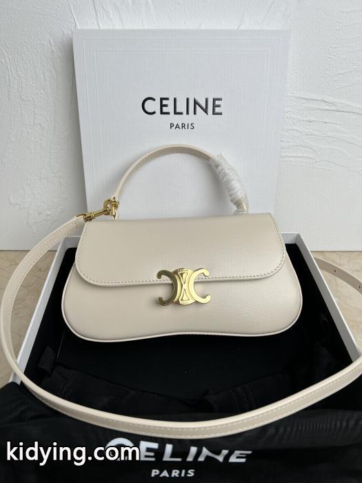 バッグ大人可愛い♪:只限用于女人的东西 発売極限状態！ 人気を誇るブランドCELINEブランド 偽物 激安._0_0