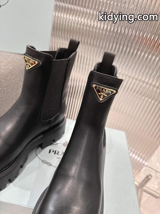 ホントは安い人気新作 大活躍 爆買いお買い得&nbsp;&nbsp;&nbsp;&nbsp;スニーカーPRADAコピー ブランド 通販.._0_2