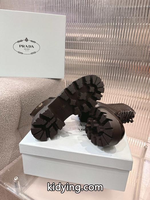 ホントは安い人気新作 大活躍 爆買いお買い得&nbsp;&nbsp;&nbsp;&nbsp;スニーカーPRADAコピー ブランド 通販.._0_4