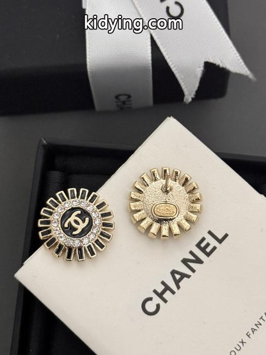 CHANELアクセサリー限定激安 2026 大人気新作登場 秋服コーデ2026年版ブランド スーパー コピー._0_2