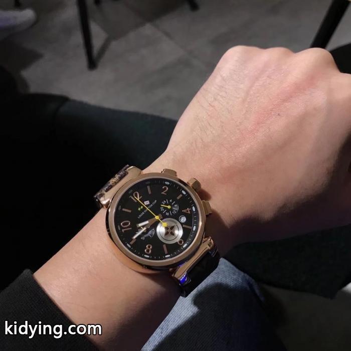 最新大人気 素敵な商品 クリスマスプレゼントにもLOUIS VUITTONブランド 通販 激安時計时.._0_4