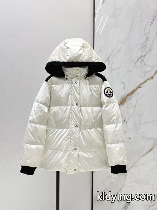 ブランド コピー s 級毎年大人気商品 目を惹くアイテム HOT低価CHANEL&nbsp;&nbsp;&nbsp;&nbsp;ダウンジャケット.._0_0
