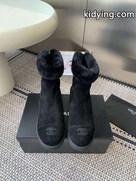 セールで嬉しい入荷 根強い人気定番商品 魅力を引き出してくれるCHANELコピー ブランド 通販ブーツ靴._0_0