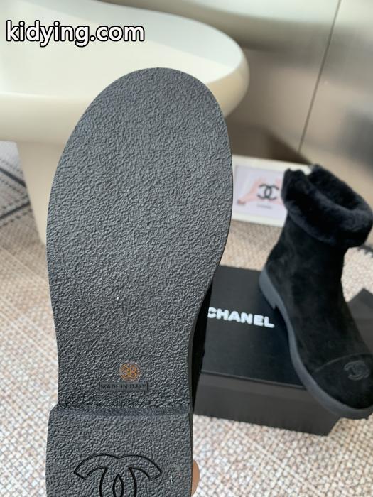 セールで嬉しい入荷 根強い人気定番商品 魅力を引き出してくれるCHANELコピー ブランド 通販ブーツ靴._0_4