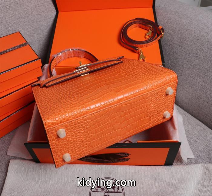 バッグ値段が安い高品質 大人キレイに仕立てる  スタイルアップ効果ブランド コピー 安心HERMES._0_3