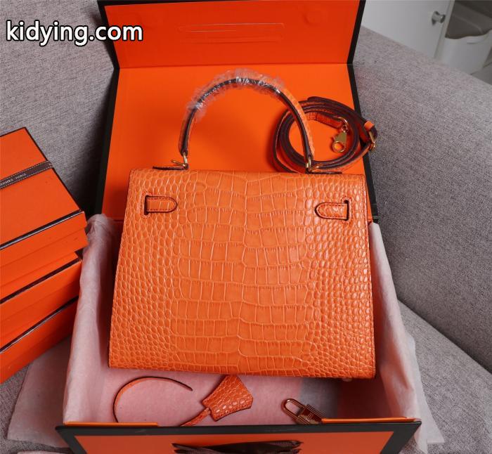 バッグ値段が安い高品質 大人キレイに仕立てる  スタイルアップ効果ブランド コピー 安心HERMES._0_4