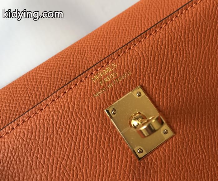 大人ぽっく魅せる 雑誌掲載アイテム  2026新作　スマート一枚BURBERRYバッグ偽 ブランド.._0_2