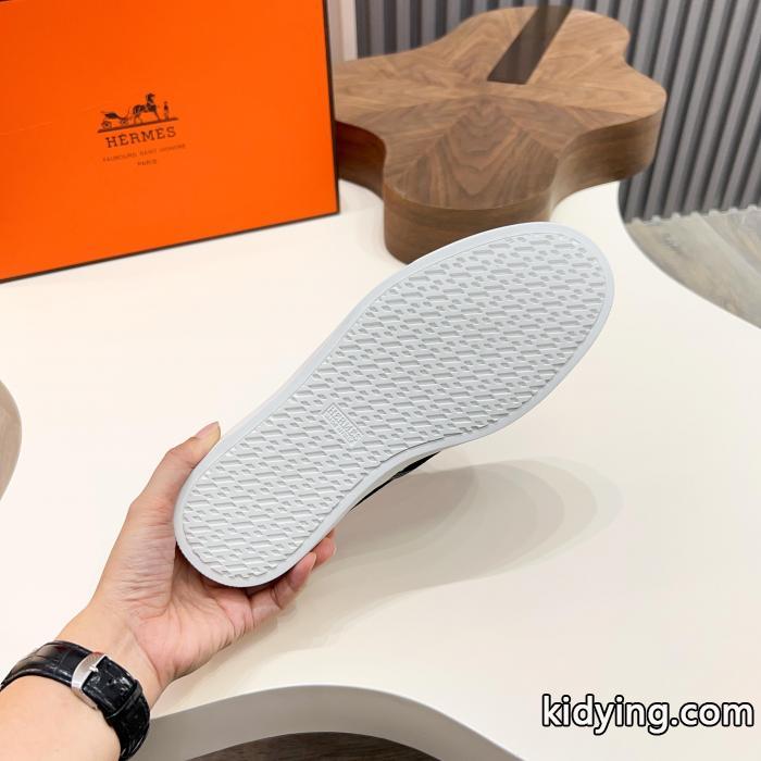 偽物 通販 シンプルなファッションの一枚 直営店買付 品質の高いエルメス&nbsp;&nbsp;&nbsp;&nbsp;スニーカー._0_4