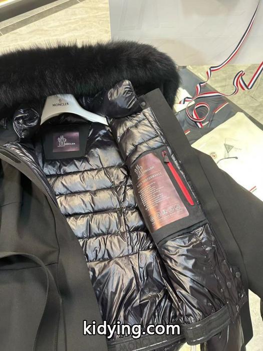 ブランド 偽物ダウンジャケットお洒落自在 SALE! 一番おしゃれ秋冬トレンドMONCLER._0_3