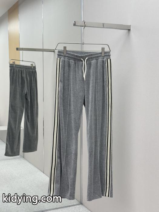コピー ブランド 販売セリーヌ洗練デザイン 最新商品即完売必至 ヘルシー 抜け感重視ジーンズ.._0_0
