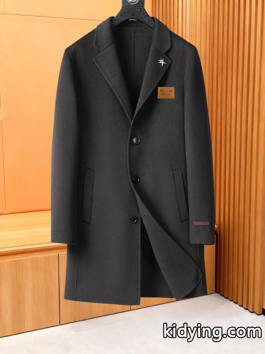 コートFENDI【激安】高級品通販 在庫あり即発 最低価格保証ブランド コピー 激安._0_2