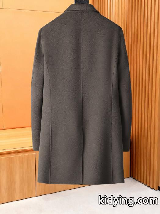 コートFENDI【激安】高級品通販 在庫あり即発 最低価格保証ブランド コピー 激安._0_3