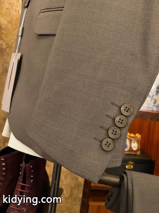 ブランド 品 激安 通販長く愛用できる 新作限定が発売！ 人気ブランドDIOR&nbsp;&nbsp; スーツ.._0_2