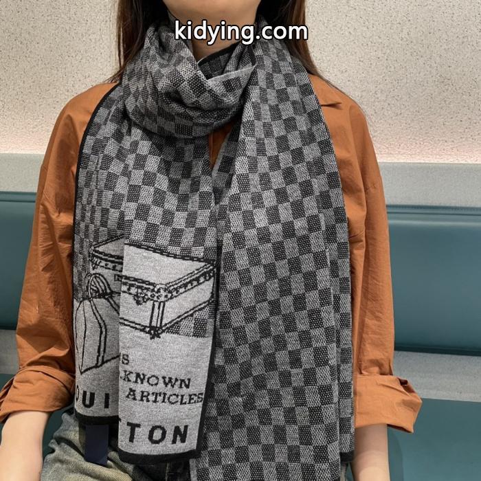 LOUIS VUITTON特別人気感謝SALE おしゃれな人気 毎日大活躍 マフラーコピー 品 ブランド.._1_0