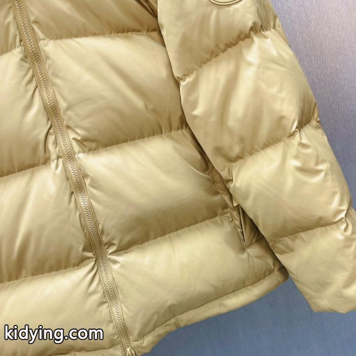 偽 ブランド 購入大人気商品再入荷! プレゼントにもピッタリ 今、注目なの&nbsp;&nbsp;&nbsp;&nbsp;ダウンジャケットバーバリー._0_4