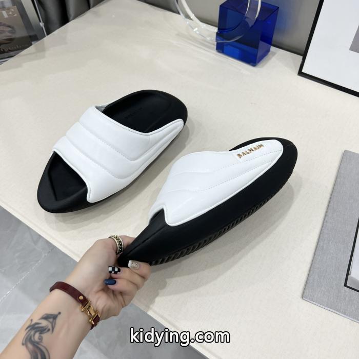 今季は色を使った注目新品 新品登場 きれいめ上品に&nbsp;&nbsp;&nbsp;&nbsp;サンダルスーパー コピー ブランド 通販BALMAIN.._0_0