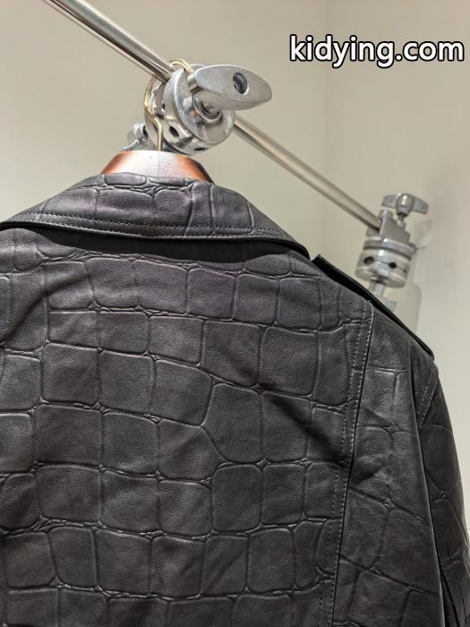 韓国高級服 2026年秋冬のトレンドアイテム フォーマル多機能 BALMAINブランド スーパー コピー 優良店パーカメンズ.._0_2