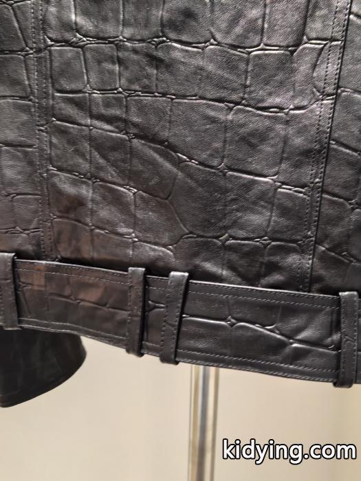 韓国高級服 2026年秋冬のトレンドアイテム フォーマル多機能 BALMAINブランド スーパー コピー 優良店パーカメンズ.._0_4