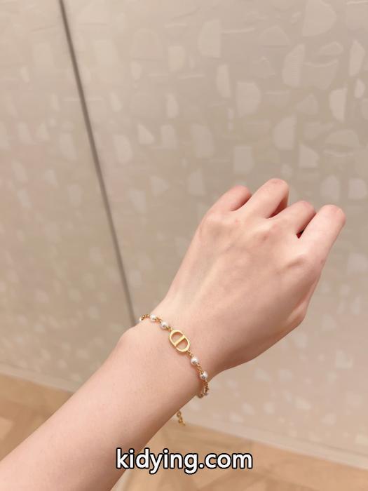 ディオールスーパー コピー  アクセサリー抜群の吸汗性 お得なアイテムを販売 優秀なアイテム._1_1
