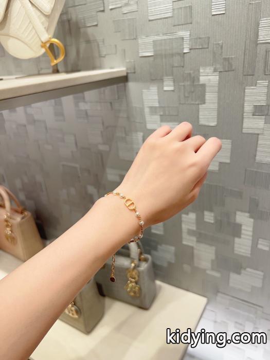 ディオールスーパー コピー  アクセサリー抜群の吸汗性 お得なアイテムを販売 優秀なアイテム._1_2