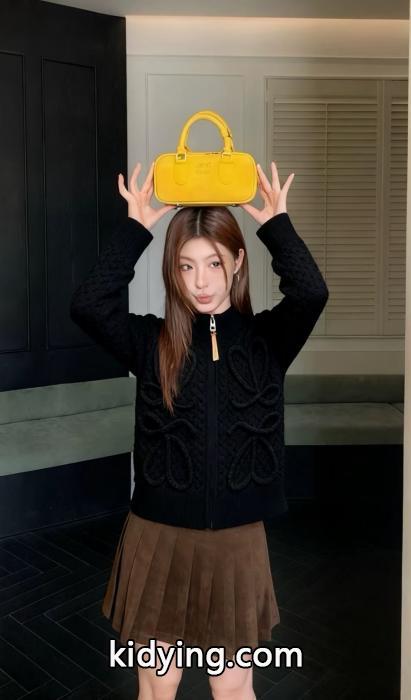 コピー 商品 通販パーカセーター手頃価格 即発＆お取寄せ TOPセラー賞Loewe._0_2