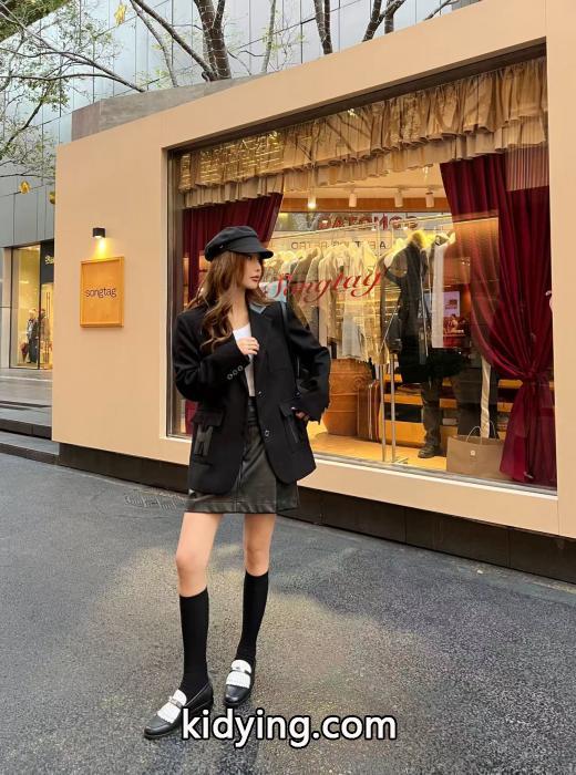 エルメスブランド 偽物 激安岩ちゃん愛用 存在感絶大スタイル 韓国高級服上着上衣._0_4