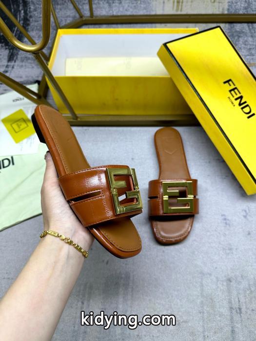 大注目国内完売数量限定 上質上品 ぐっと鮮度がアップ&nbsp;&nbsp;&nbsp;&nbsp;サンダルブランド 激安 FENDI.._0_0
