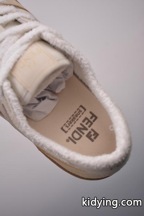 &nbsp;&nbsp;&nbsp;&nbsp;スニーカーブランド コピー 品セール早いもの勝ち 先行入手 VIP価格アイテムFENDI.._0_4