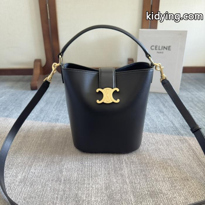 バッグ暑い日にも涼やかさを感じる 綺麗な 個性的なモデルブランドコピーCELINE._0_0