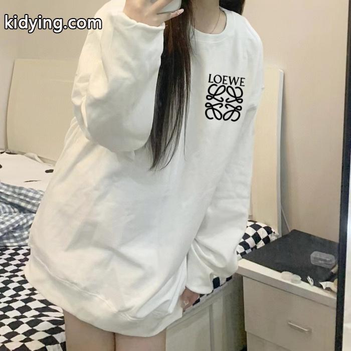 ブランド 偽物 激安 通販冬っぽさ新作アイテム 様々なコーディネートに 安心国内発送&nbsp;TシャツLoewe._0_0