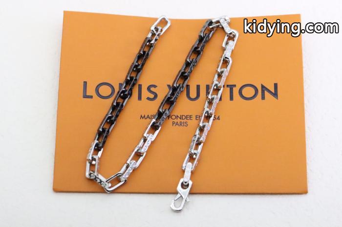 &nbsp;&nbsp;&nbsp;&nbsp;アクセサリー最高級 シルエットな雰囲気 2026年秋冬入荷LOUIS VUITTON偽 ブランド 購入.._0_4