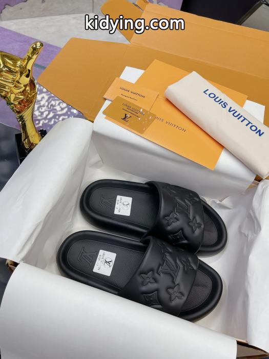 華やかな印象に 大人でお上品 【激安】高級品通販LOUIS VUITTONブランド コピー 品&nbsp;&nbsp;&nbsp;&nbsp;サンダル.._0_2