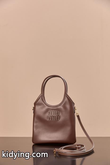 バッグMiuMiu視線を集めて 新色続々登場 コレは買い！最安値コピー 商品 販売._0_2
