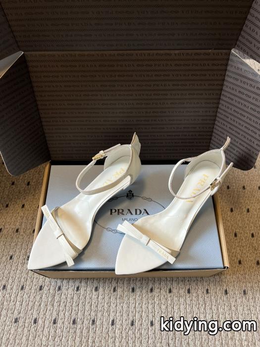 ブランドコピー&nbsp;&nbsp;&nbsp;&nbsp;サンダルPRADA永遠の定番 今年ヒット お買い得お買い得.._0_0