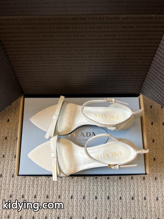 ブランドコピー&nbsp;&nbsp;&nbsp;&nbsp;サンダルPRADA永遠の定番 今年ヒット お買い得お買い得.._0_3