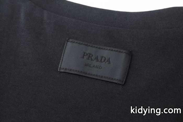 ブランド コピー 着払い長く使える！ 定番の魅力 期限限定PRADA長袖シャツ衬衫.._0_4