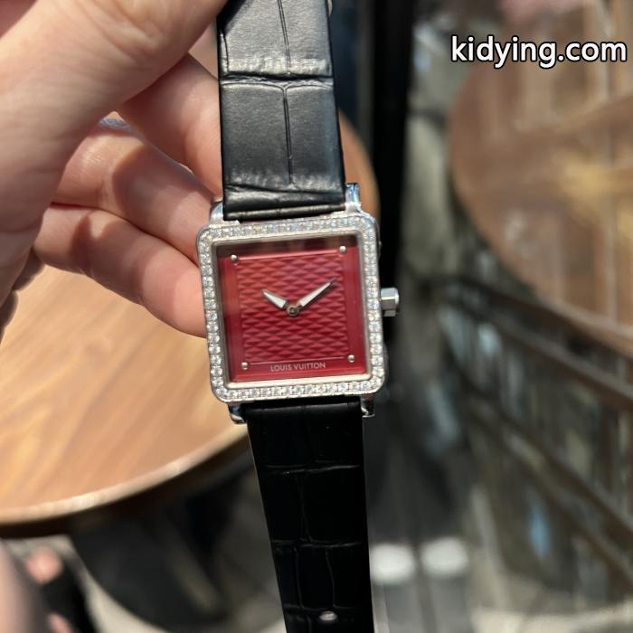 大人気!!完売前に 人気商品新色登場！ お得低価LOUIS VUITTONスーパー コピー どこで 買える時計.._0_3