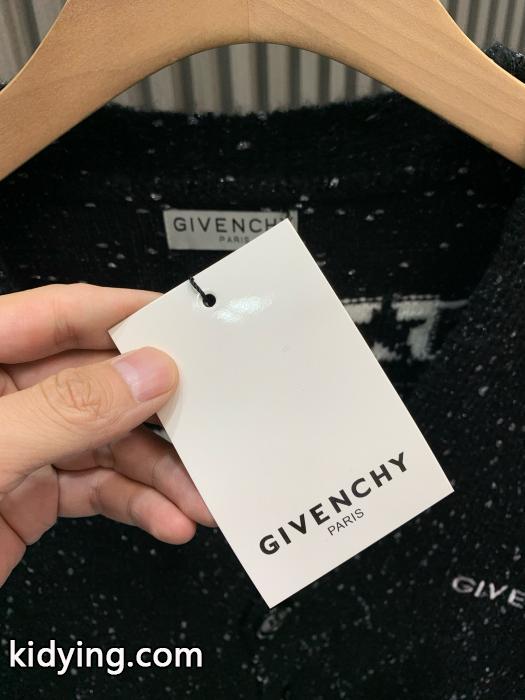 ブランド コピー 優良店パーカセーターGIVENCHYこの冬は注目新作 超人気高品質 大人気個性がある雰囲気._0_4