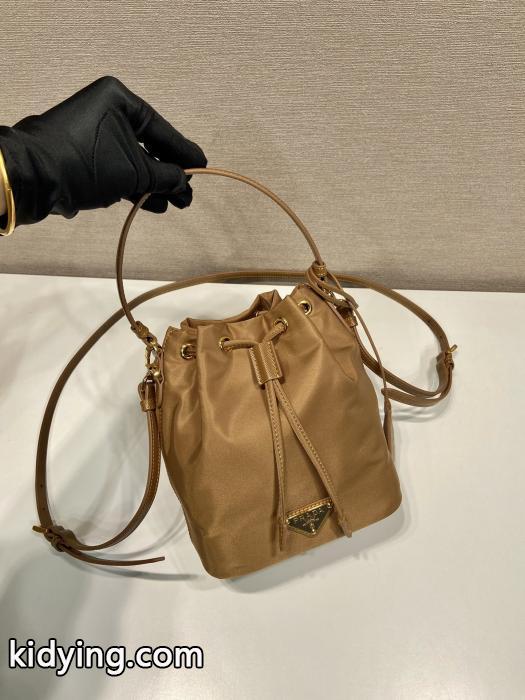 プラダコピー 品 ブランド抜け感スゴイ 優等品 大絶賛！ バッグ._0_1
