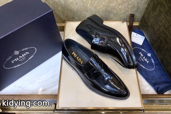 偽 ブランド &nbsp;&nbsp;&nbsp;&nbsp;ビジネスシューズPRADA2026-2026年モデル入荷 毎年大人気商品 高級感に溢れ._0_4